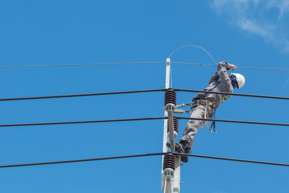 worker with camera